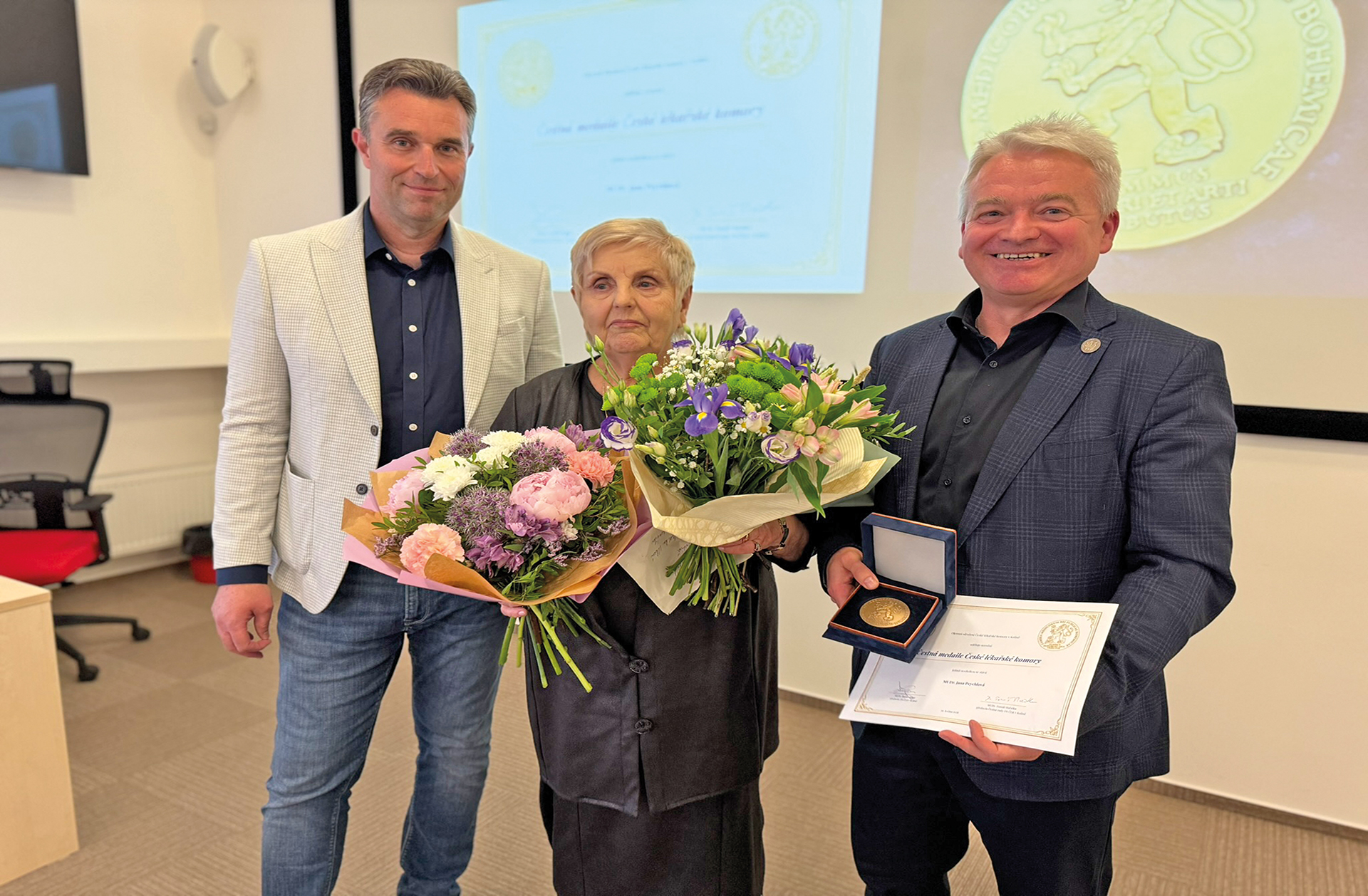 MUDr. Jana Peychlová nositelkou Čestné medaile ČLK