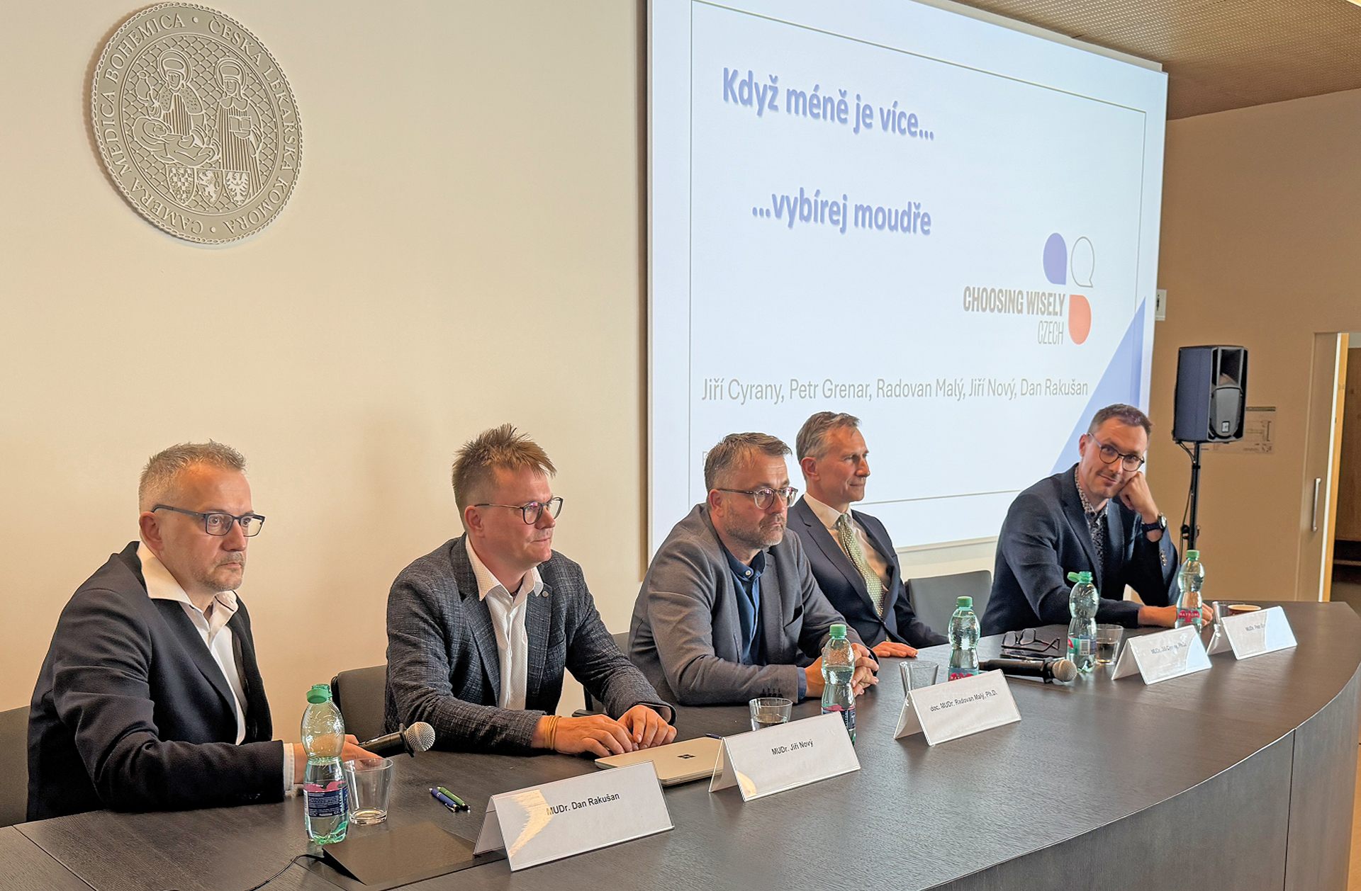 Když méně znamená více: Vybírejme moudře a chraňme pacienty před zbytnou péčí